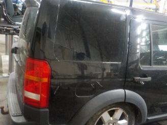 Land Rover Discovery Discovery III (LAA/TAA) Terreinwagen 2.7 TD V6 (276DT(TDV6)) [140kW]  =
(07-2004/09-2009) picture 3
