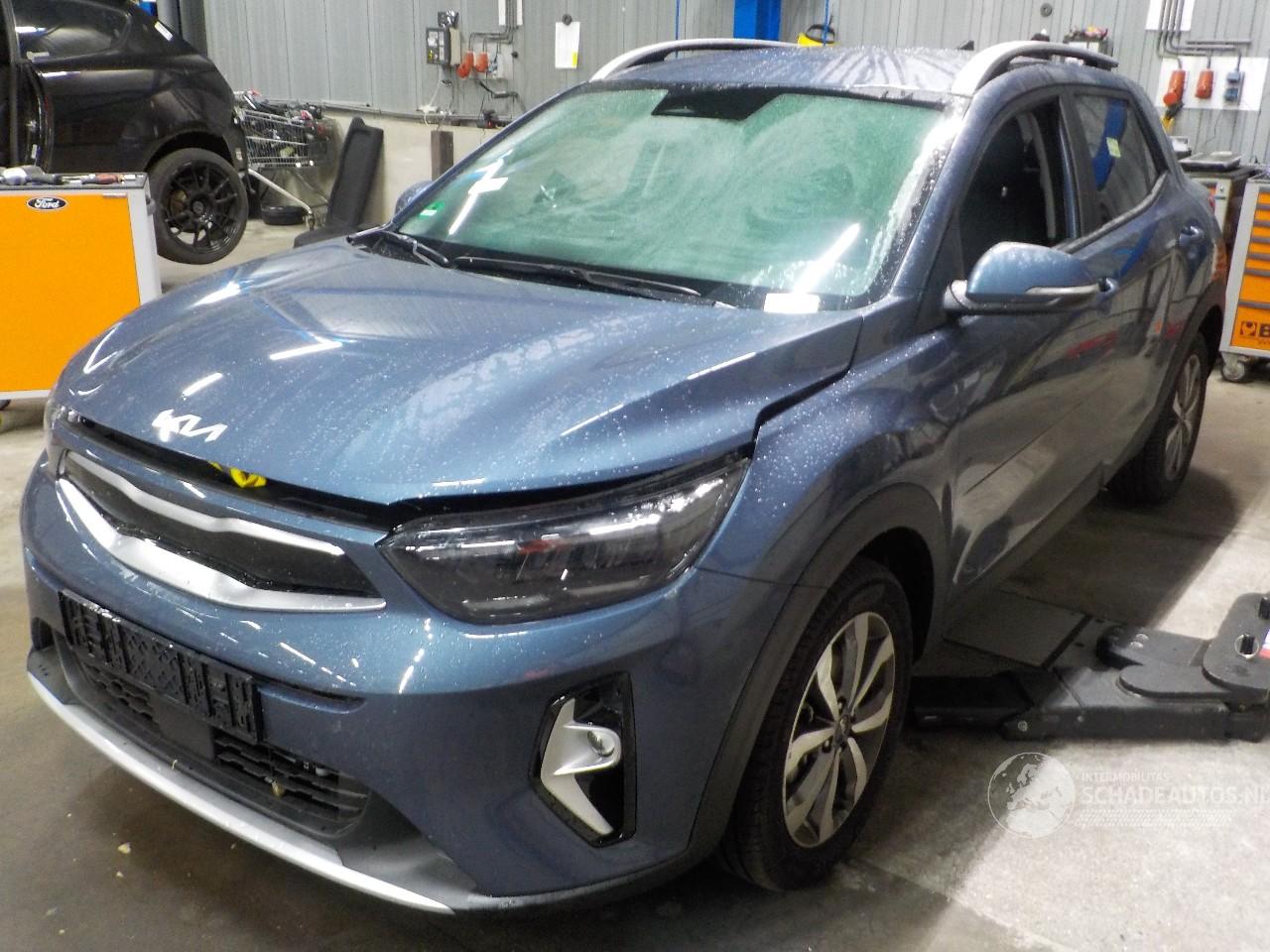 Kia Stonic Stonic (YB) SUV 1.0i T-GDi 12V Eco-Dynamics+ (G3LF) [74kW]  (01-2021/.=
=2E.)