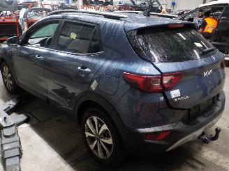 Kia Stonic Stonic (YB) SUV 1.0i T-GDi 12V Eco-Dynamics+ (G3LF) [74kW]  (01-2021/.=
=2E.) picture 4