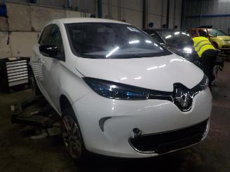 Renault Zoé Zoé (AG) Hatchback 5-drs 46kW (5AM-450(5AM-B4)) [46kW]  (06-2012/...=
) picture 2