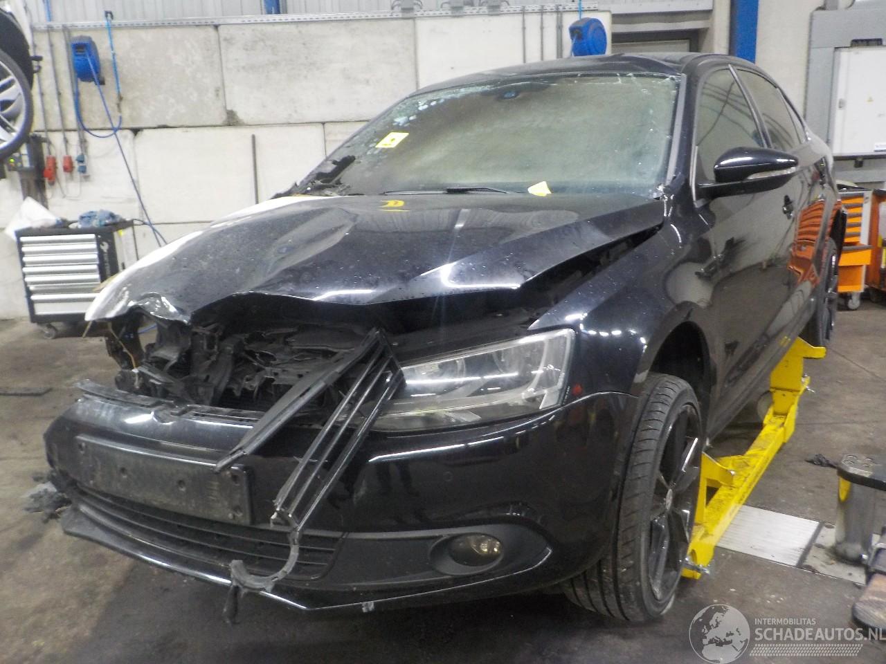 Volkswagen Jetta Jetta IV (162/16A) Sedan 1.2 TSI (CBZB) [77kW]  (10-2010/12-2017)