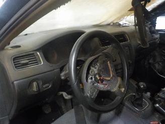 Volkswagen Jetta Jetta IV (162/16A) Sedan 1.2 TSI (CBZB) [77kW]  (10-2010/12-2017) picture 5