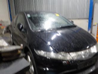 Honda Civic Civic (FK/FN) Hatchback 2.2 i-CTDi 16V (N22A2(Euro 4)) [103kW]  (09-20=
05/01-2012) picture 2