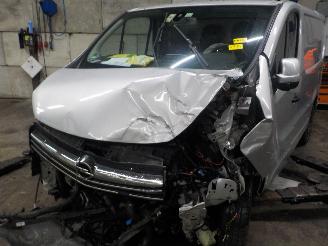 Vrakbiler auto Opel Vivaro Vivaro Van 1.6 CDTI 90 (R9M-408(R9M-A4)) [66kW]  (06-2014/12-2019) 2015
