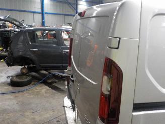 Opel Vivaro Vivaro Van 1.6 CDTI 90 (R9M-408(R9M-A4)) [66kW]  (06-2014/12-2019) picture 3