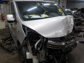 Opel Vivaro Vivaro Van 1.6 CDTI 90 (R9M-408(R9M-A4)) [66kW]  (06-2014/12-2019) picture 2