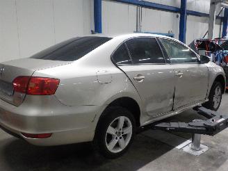 Volkswagen Jetta Jetta IV (162/16A) Sedan 1.6 TDI 16V (CAYC) [77kW]  (02-2011/...) picture 3