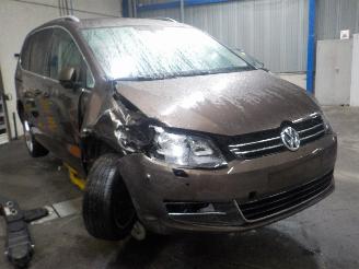 Volkswagen Sharan Sharan (7N) MPV 2.0 TDI 16V (CFFB) [103kW]  (05-2010/06-2015) picture 2