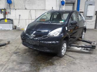 demontáž osobní automobily Toyota Aygo Aygo (B10) Hatchback 1.0 12V VVT-i (1KR-FE) [50kW]  (07-2005/05-2014) 2006