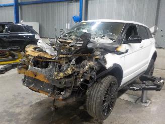 demontáž osobní automobily Land Rover Range Rover Evoque Range Rover Evoque (LVJ/LVS) SUV 2.0 eD 150 16V (204DTD(AJ20D4)) [110k=
W]  (06-2015/12-2019) 2016