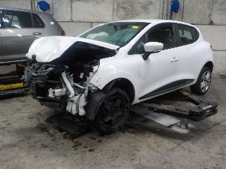 Uttjänta bilar auto Renault Clio Clio IV (5R) Hatchback 5-drs 1.5 Energy dCi 90 FAP (K9K-628(K9K-E6)) [=
66kW]  (11-2012/08-2021) 2018