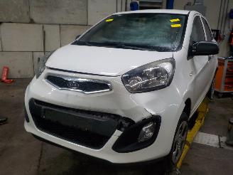 Démontage voiture Kia Picanto Picanto (TA) Hatchback 1.0 12V (G3LA) [51kW]  (05-2011/06-2017) 2012
