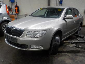 Uttjänta bilar auto Skoda Superb Superb (3TAA) Hatchback 1.4 TSI 16V (CAXC) [92kW]  (07-2008/05-2015) 2013