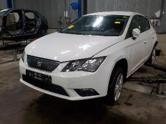 Coche siniestrado Seat Leon Leon (5FB) Hatchback 5-drs 1.0 TSI 12V (CHZD) [85kW]  (05-2015/08-2020=
) 2015