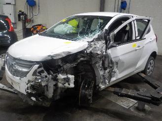 Autoverwertung Opel Karl Karl Hatchback 5-drs 1.0 12V (B10XE(Euro 6)) [55kW]  (01-2015/03-2019)= 2018