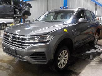 Coche siniestrado Volkswagen Touareg Touareg SUV 3.0 TDI 231 V6 24V (DEND) [170kW]  (12-2021/...) 2018