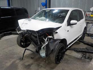 Coche siniestrado Seat Mii Mii Hatchback 1.0 12V (CHYB) [55kW]  (10-2011/07-2019) 2012/6