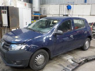 Coche siniestrado Dacia Sandero Sandero II (5S) Hatchback 1.2 16V (D4F-F732) [54kW]  (05-2015/...) 2015/6