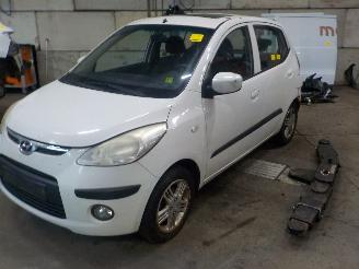 Sloopauto Hyundai I-10 i10 Hatchback 1.1i 12V (G4HG) [49kW]  (01-2008/03-2011) 2008