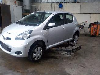 Sloopauto Toyota Aygo Aygo (B10) Hatchback 1.0 12V VVT-i (1KR-FE) [50kW]  (07-2005/05-2014) 2009