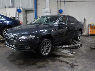 Sloopauto Audi A4 A4 Quattro Sedan 2.0 TFSI 16V (CAEB) [155kW]  (08-2008/12-2015) 2010