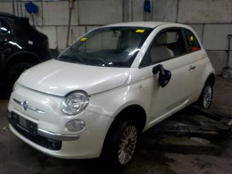 Coche siniestrado Fiat 500 500 (312) Hatchback 1.2 69 (169.A.4000(Euro 5)) [51kW]  (07-2007/...) 2010