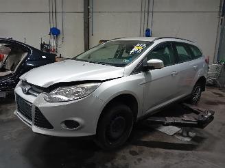 demontáž osobní automobily Ford Focus Focus 3 Wagon Combi 1.6 TDCi 115 (T1DA(Euro 5)) [85kW]  (05-2011/05-20=
18) 2015