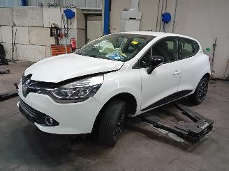 Uttjänta bilar auto Renault Clio Clio IV (5R) Hatchback 5-drs 0.9 Energy TCE 90 12V (H4B-400(H4B-A4)) [=
66kW]  (11-2012/08-2021) 2013