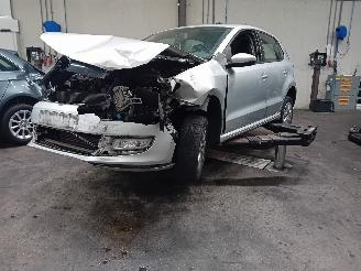 Salvage car Volkswagen Polo Polo V (6R) Hatchback 1.2 TDI 12V BlueMotion (CFWA(Euro 5)) [55kW]  (1=
0-2009/05-2014) 2012