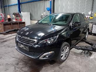 Uttjänta bilar auto Peugeot 308 308 SW (L4/L9/LC/LJ/LR) Combi 5-drs 1.6 BlueHDi 120 (DV6FC(BHZ)) [88kW=
]  (03-2014/12-2021) 2015/0