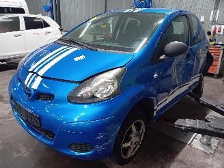 Sloopauto Toyota Aygo Aygo (B10) Hatchback 1.0 12V VVT-i (1KR-FE) [50kW]  (07-2005/05-2014) 2011