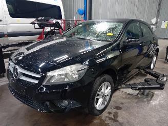 Vrakbiler auto Mercedes A-klasse A (W176) Hatchback 1.5 A-180 CDI 16V (OM607.951) [80kW]  (06-2012/...)= 1980