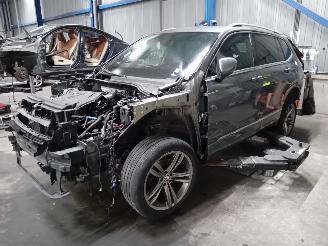 demontáž osobní automobily Volkswagen Tiguan Tiguan Allspace (BW2) SUV 1.5 TSI 16V Evo BlueMotion Technology (DADA)=
 [110kW]  (09-2018/...) 2019