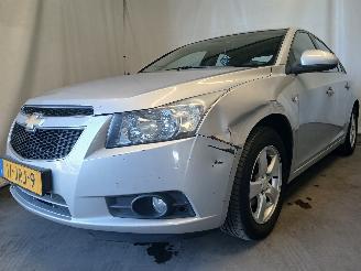 damaged passenger cars Chevrolet Cruze Cruze (300) Sedan 1.8 16V VVT (F18D4(Euro 5)) [104kW]  (05-2009/12-201=
5) 2009/8