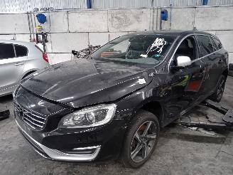 Sloopauto Volvo V-60 V60 I (FW/GW) Combi 2.4 D6 20V Plug-in Hybrid AWD (D82PHEV) [206kW]  (=
06-2012/12-2015) 2013