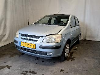 damaged passenger cars Hyundai Getz Getz Hatchback 1.6i 16V (G4ED) [77kW]  (09-2002/09-2005) 2003/4