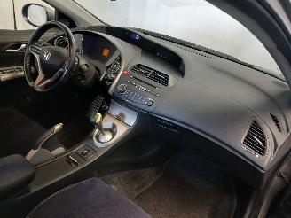 Honda Civic Civic (FK/FN) Hatchback 2.2 i-CTDi 16V (N22A2) [103kW]  (09-2005/01-20=
12) picture 8