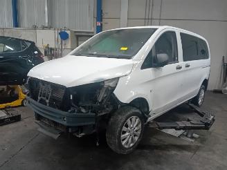 demontáž osobní automobily Mercedes Vito Vito Tourer (447.7) Bus 1.6 111 CDI 16V (OM622.951) [84kW]  (10-2014/.=
=2E.) 2016