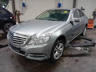 demontáž osobní automobily Mercedes E-klasse E (W212) Sedan E-350 CDI BlueEfficiency 3.0 V6 24V (OM642.852) [195kW]=
  (03-2011/12-2015) 2010