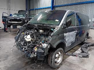 Coche siniestrado Volkswagen Transporter Transporter T6 Ch.Cab/Pick-up 2.0 TDI (CXHC) [81kW]  (07-2019/08-2024)= 2021