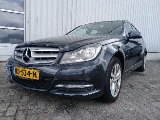 krockskadad bil auto Mercedes C-klasse C Estate (S204) Combi 2.2 C-180 CDI 16V BlueEFFICIENCY (OM651.913) [88=
kW]  (04-2010/08-2014) 2011/10