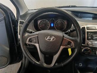 Hyundai I-20 i20 Hatchback 1.2i 16V (G4LA) [63kW]  (03-2012/12-2015) picture 20
