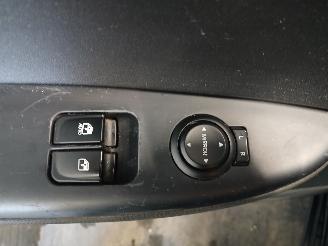 Hyundai I-20 i20 Hatchback 1.2i 16V (G4LA) [63kW]  (03-2012/12-2015) picture 14