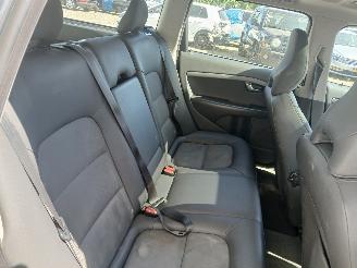 Volvo V-70 V70 (BW) Combi 2.0 D 16V (D4204T(Euro 3)) [100kW]  (10-2007/12-2015) picture 9