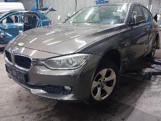 Sloopauto BMW 3-serie 3 serie (F30) Sedan 320d 2.0 16V EfficientDynamicsEdition (N47-D20C) [=
120kW]  (11-2011/10-2018) 2012