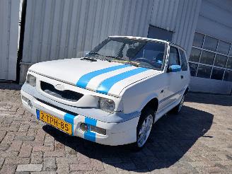 Coche accidentado Zastava Yugo  2001/1