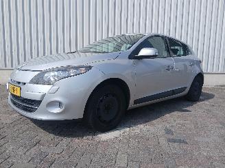 Renault Mégane Megane III Berline (BZ) Hatchback 5-drs 1.4 16V TCe 130 (H4J-700(H4J-A=
7)) [96kW]  (04-2009/02-2016) picture 3