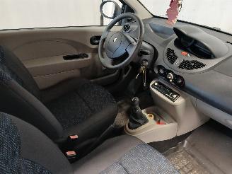 Renault Twingo Twingo II (CN) Hatchback 3-drs 1.2 (D7F-800(Euro 4)) [43kW]  (03-2007/=
09-2014) picture 9