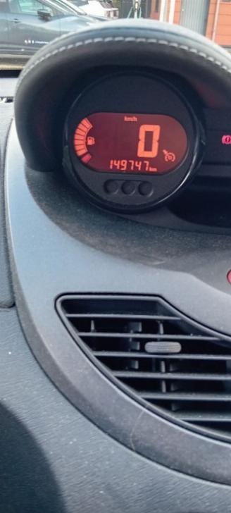Renault Twingo Twingo II (CN) Hatchback 3-drs 1.2 16V (D4F-772(D4F-J7)) [56kW]  (03-2=
007/09-2014) picture 2
