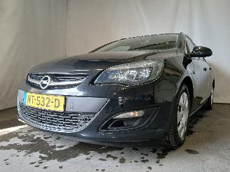 Schadeauto Opel Astra Astra J Sports Tourer (PD8/PE8/PF8) Combi 1.7 CDTi 16V (A17DTE(Euro 5)=
) [81kW]  (10-2010/10-2015) 2013/1